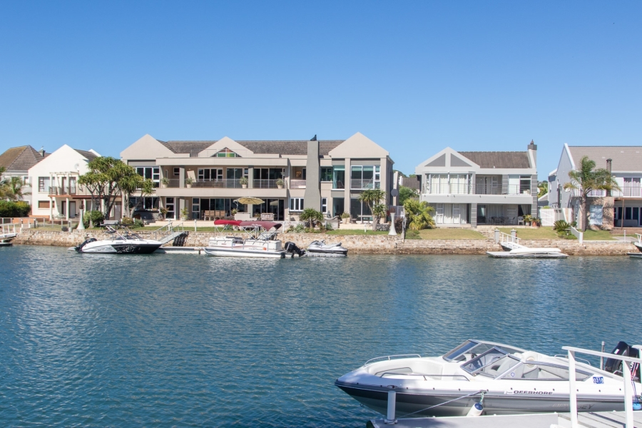5 Bedroom Property for Sale in Royal Alfred Marina Eastern Cape